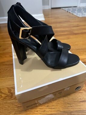 NIB MICHAEL Michael Kors Shia High Heel Sandal
